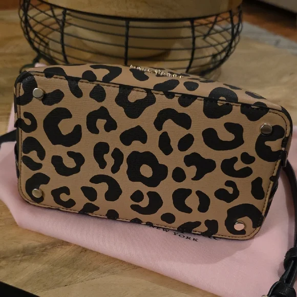 Kate Spade Darcy Tan and Black Leopard Bucket Crossbody Bag - Picture 5 of 9